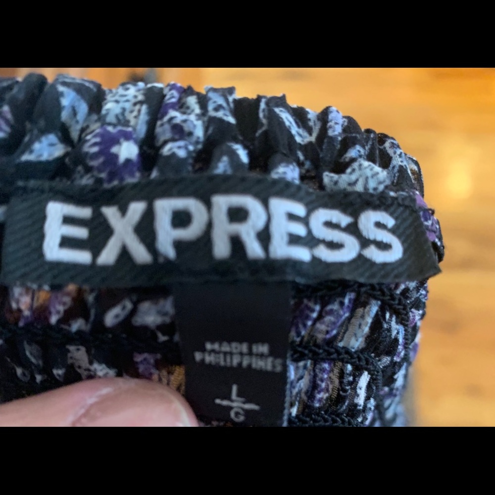 Express Floral Ruffle Babydoll Top - Picture 3 of 3
